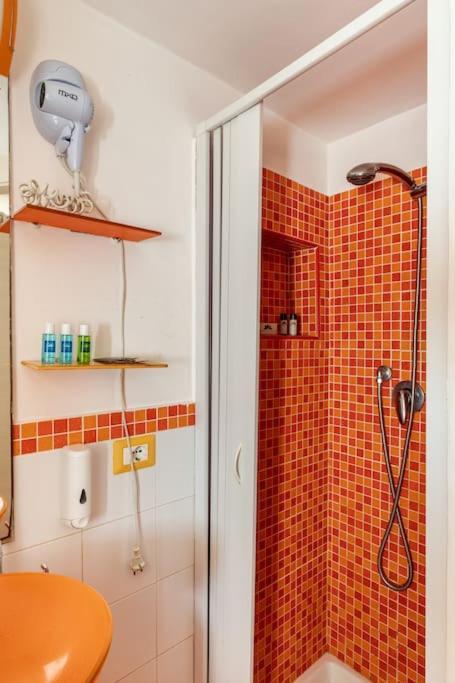 Monolocale "Duomo" Apartment Messina Bagian luar foto