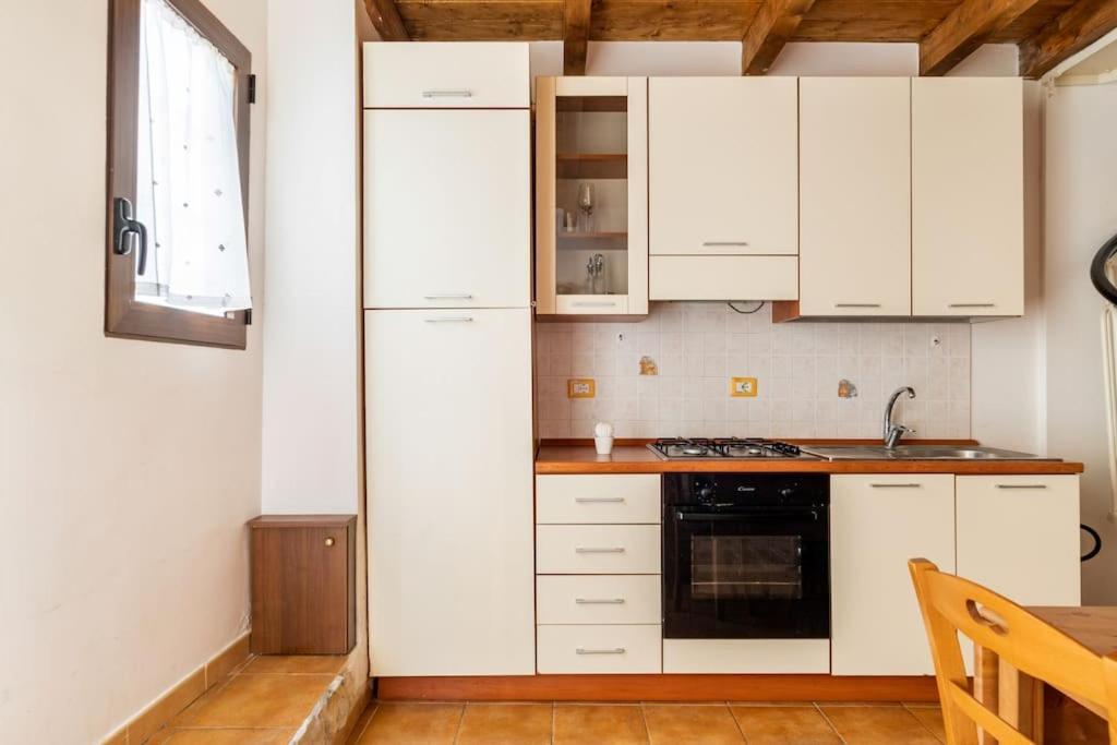 Monolocale "Duomo" Apartment Messina Bagian luar foto